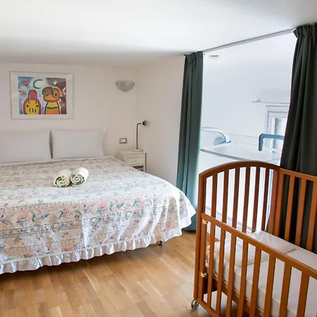 Porta Galliera Apartmán *